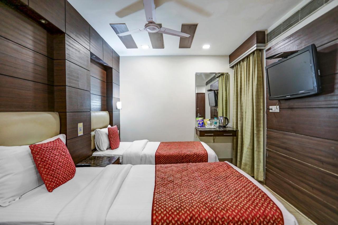 Staybook - South Delhi 4* New Delhi